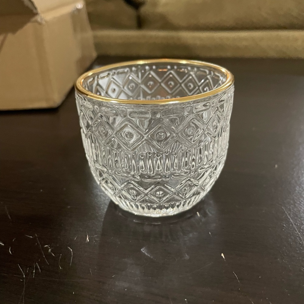 Set of 10 gold/clear votives